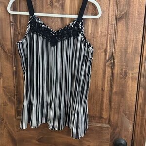 Roz & Ali Black and White Striped Lined Cami